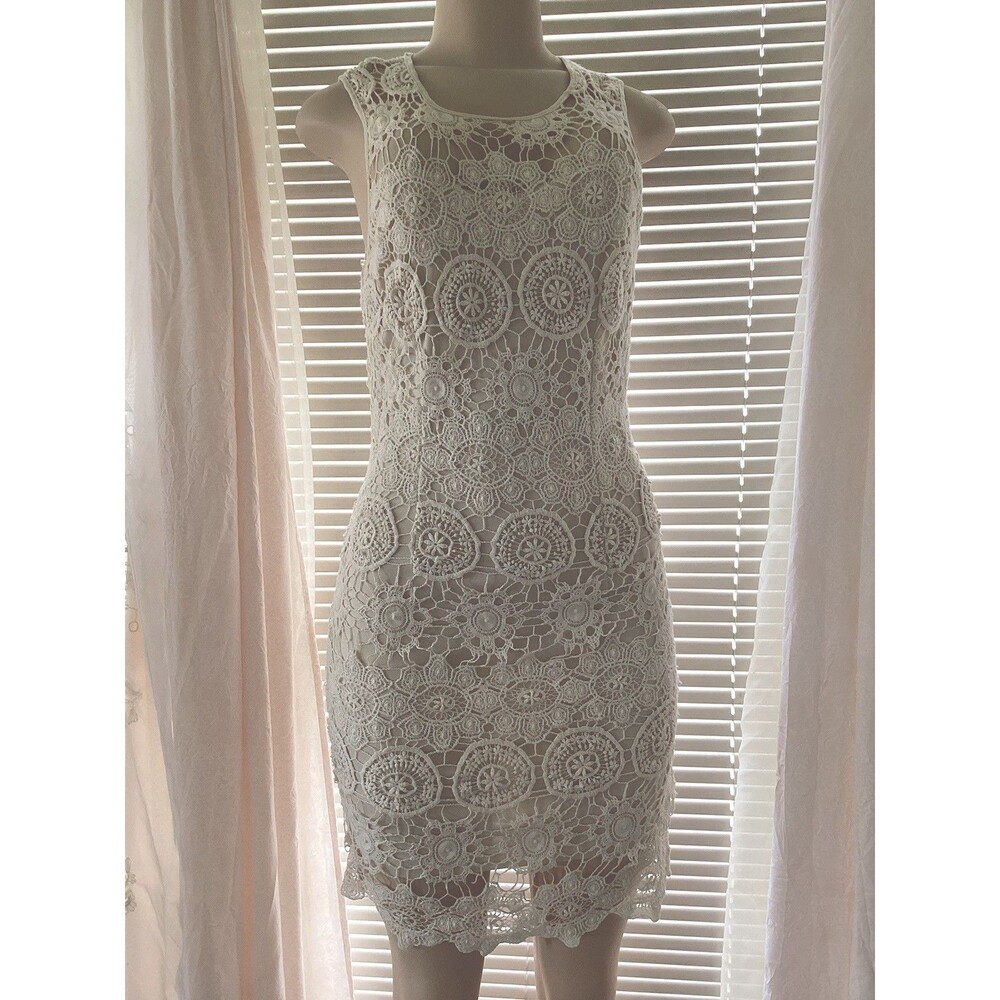Sassy and classy Womens Ivory Crochet Sleeveless Casual Mini Dress S